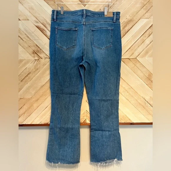 Paige Denim Claudine Flare Cropped Jeans Size 34 - Picture 3 of 5